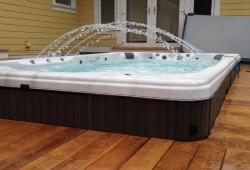 Like this hot tub? Give us a call and make reference to gallery ID - H11
